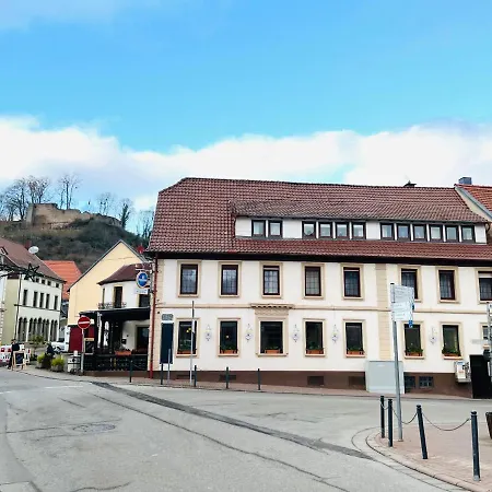 Maximo Am Koenigsberg Hotel