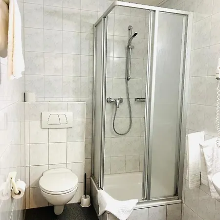 Hotel Maximo Am Koenigsberg *